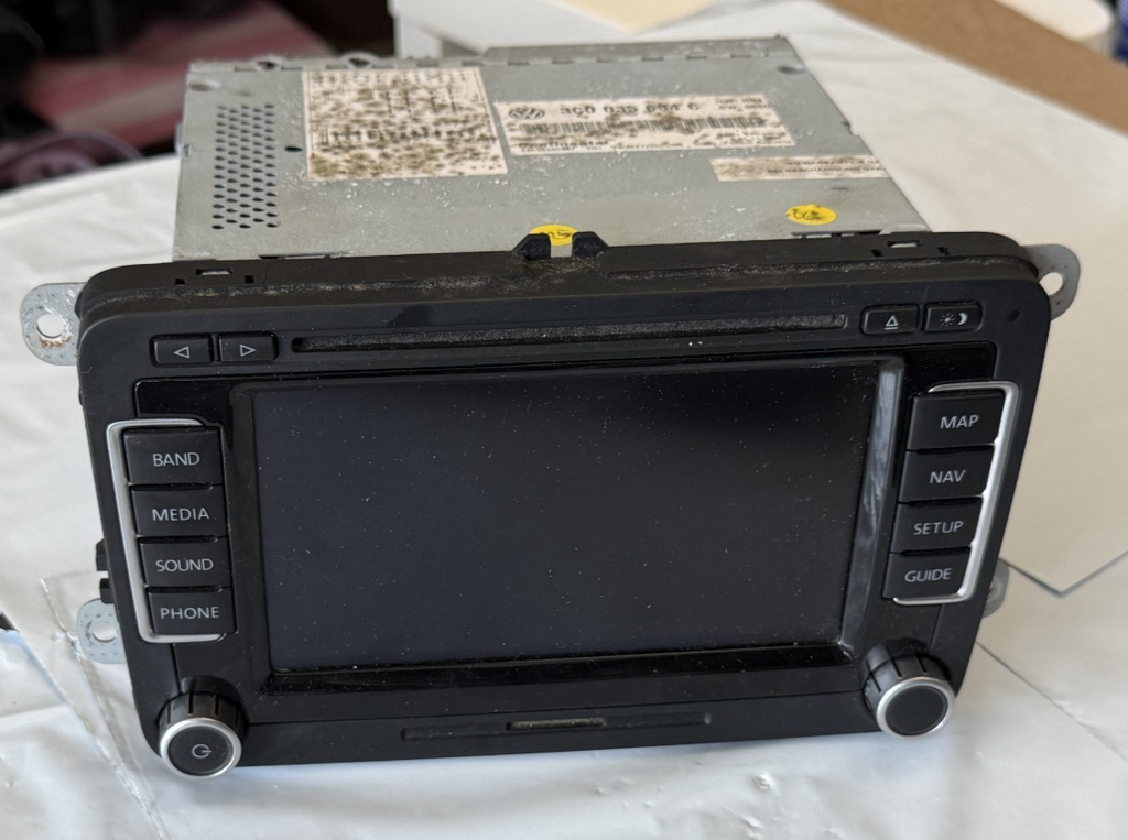 2010-2015 Volkswagen Passat Jetta Navigation Radio Receiver 3C0 035 684 C by Volkswagen