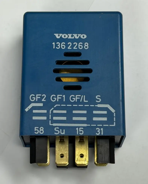 75 76 77 78 79 80 81 82 Volvo 260 Seat Belt Reminder Relay 1362268 Blue