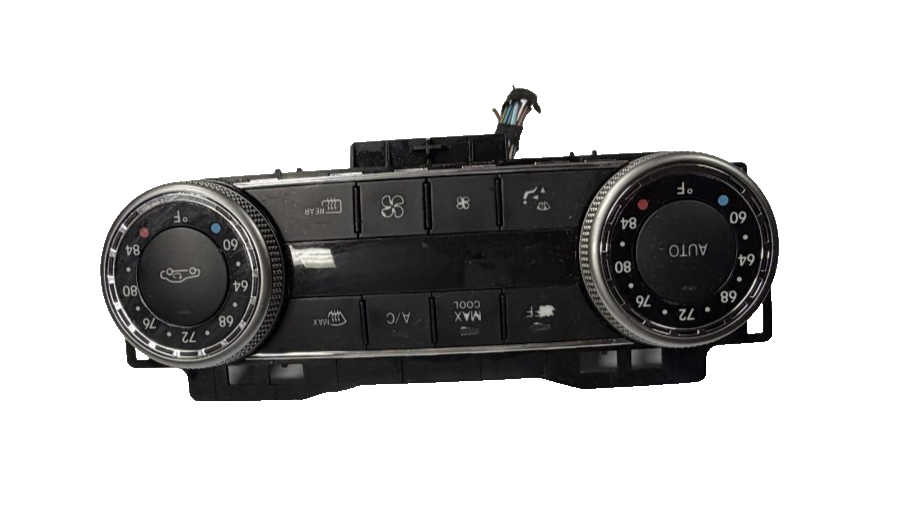 2008-2011 Mercedes W204 C300 C63 AC Climate Temperature Control 204 830 02 90