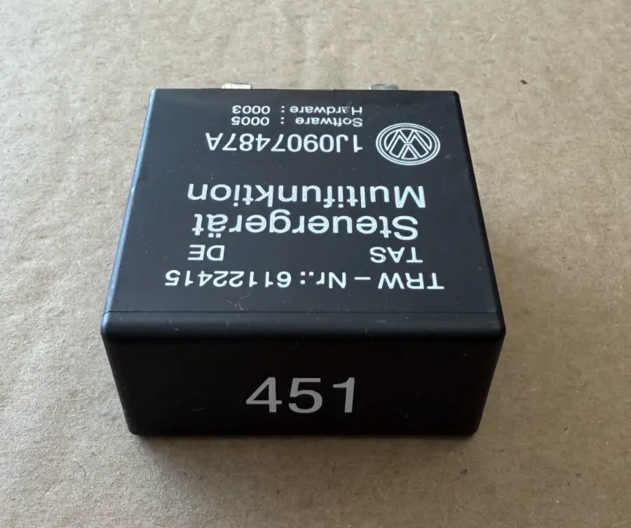 99-05 Volkswagen Passat Multifunction Steering Relay #451 1J0907487A Black by Volkswagen