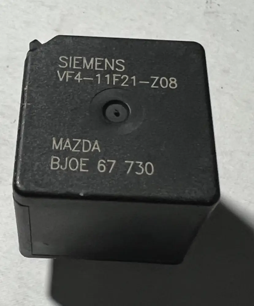 Siemens 4 Pin Multi-Purpose Control Relay VF4 11F21 Z08, BJ0E 67 730 for Mazda by Siemens