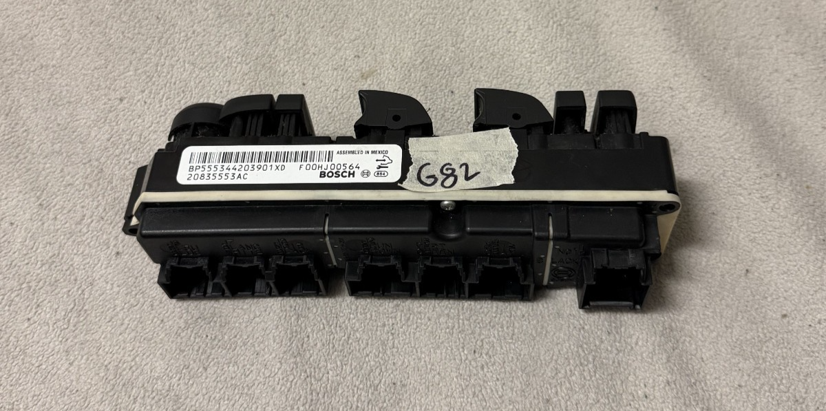 Master Window Switch Left LH 20835553AC, F00HJ00564 fits 11-14 Chevrolet Tahoe