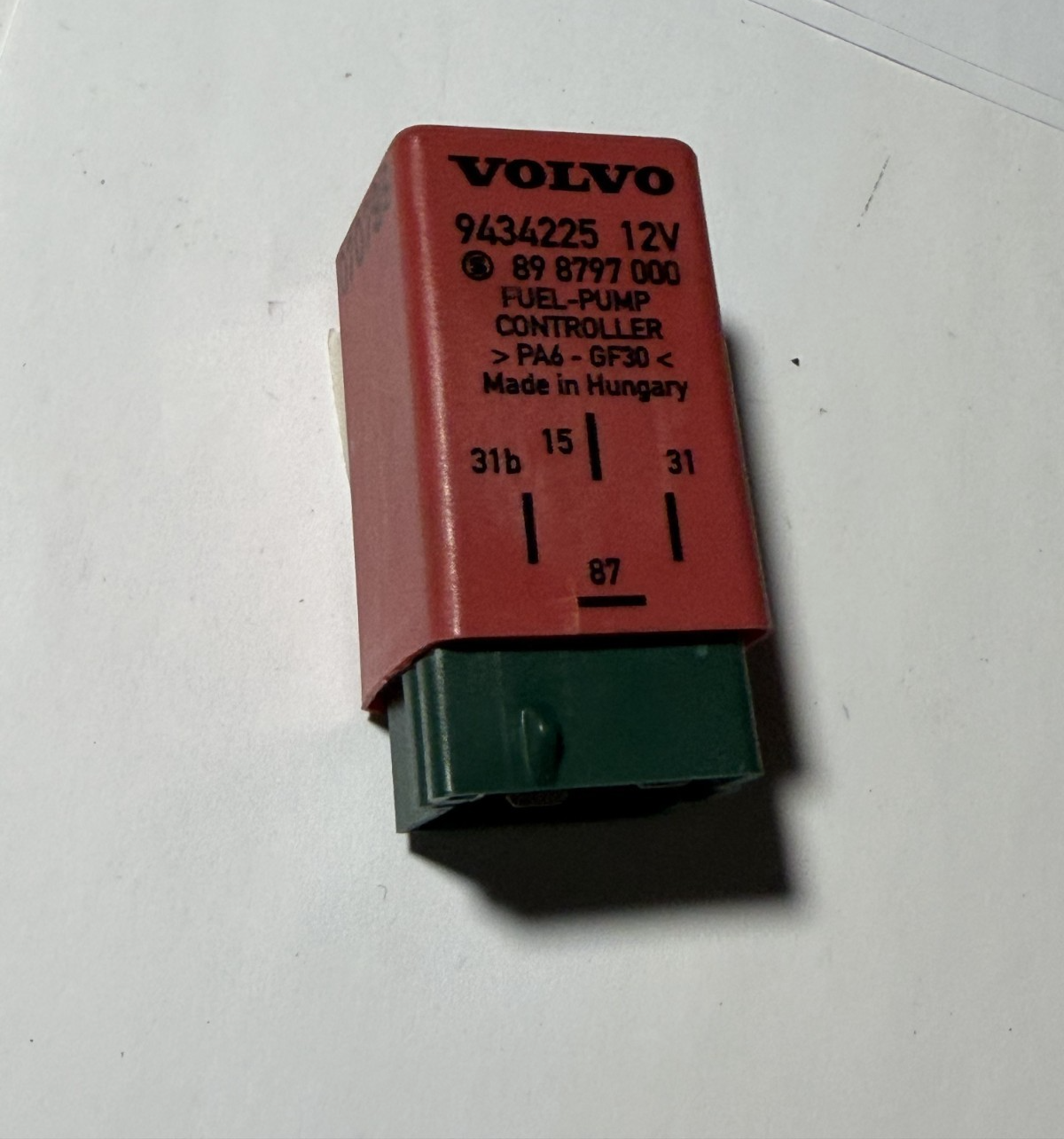 1993 1994 1995 1996 Volvo 850 Fuel Pump Relay 12V 9434225, 89 8797 000