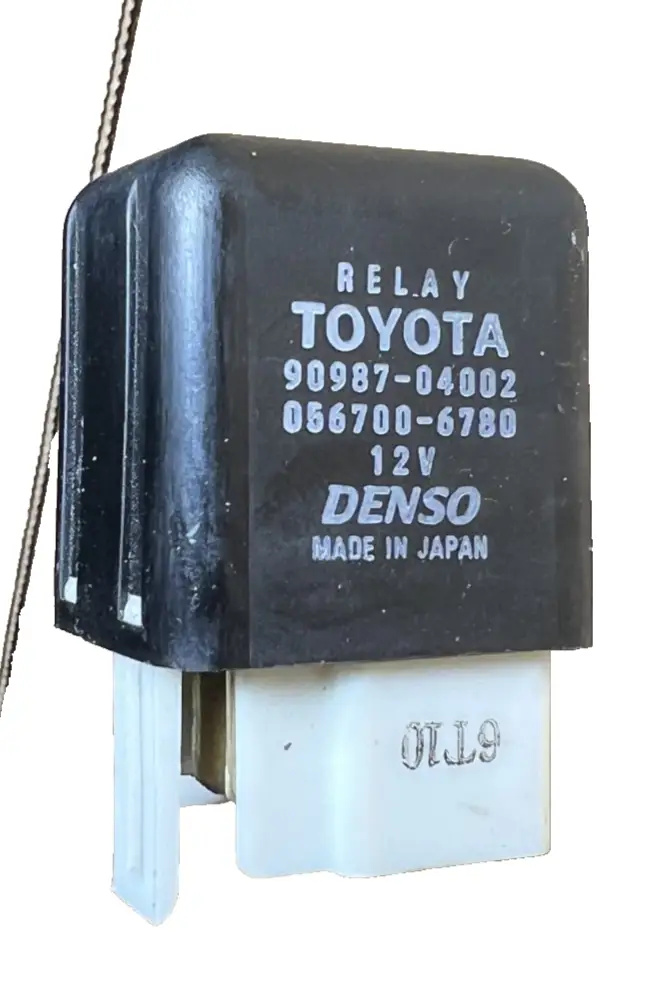 Denso Blower Motor Relay 12V 90987 04002, 056700 6780 fits 95-04 Toyota Avalon by DENSO