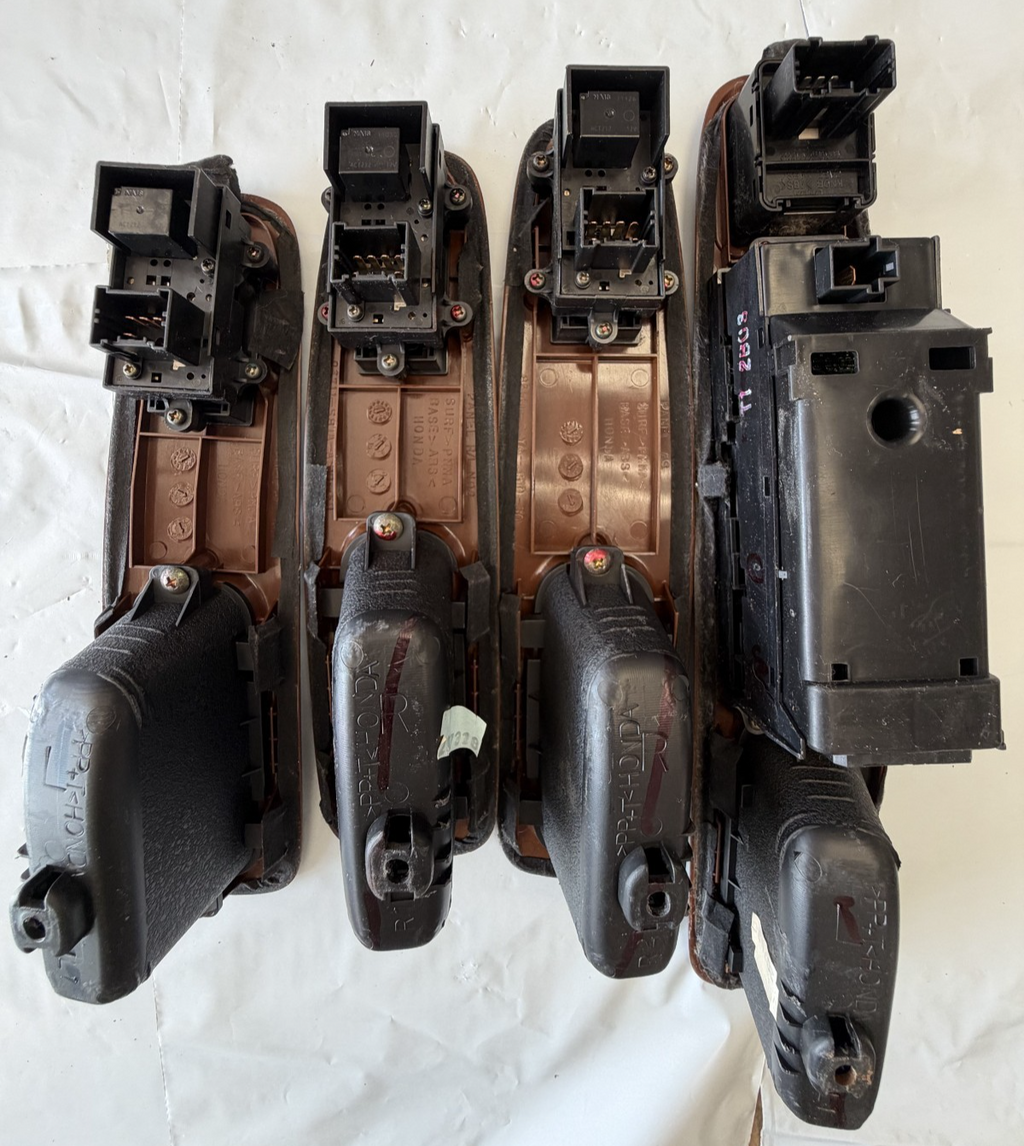98-02 Honda Accord Power Window Switch Door Bezel Trim Set 35750 S87 A030M1 by Honda