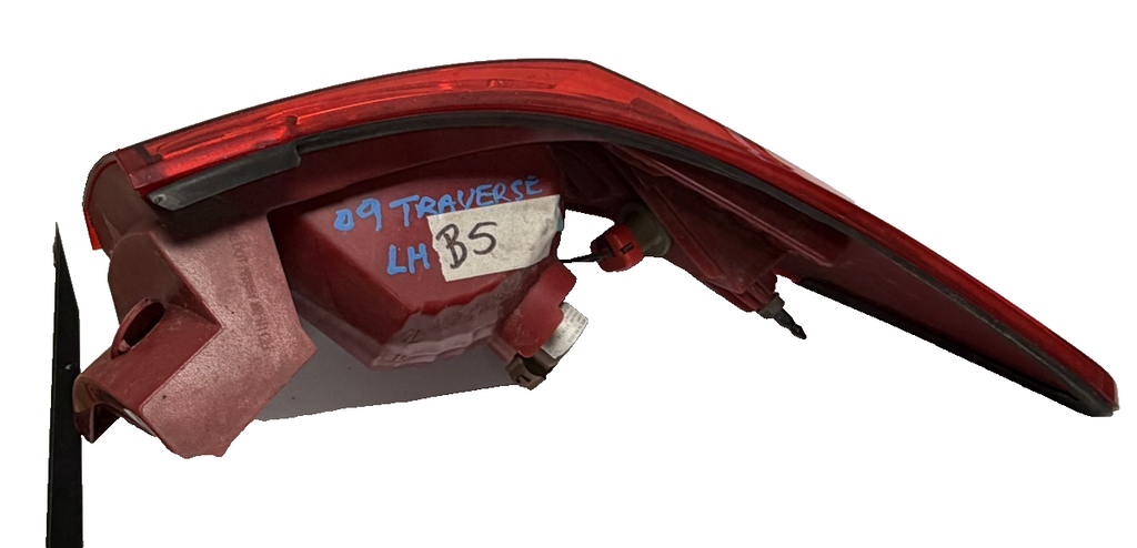 2009-2012 Chevrolet Traverse Outer Tail Light Taillight Lamp LH Left Driver