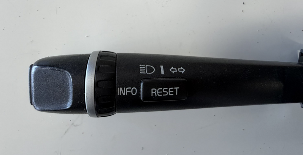 05 06 Volvo S60 Turn Signal Computer Reset Hi Beam Multi Switch 30739293 06W24D