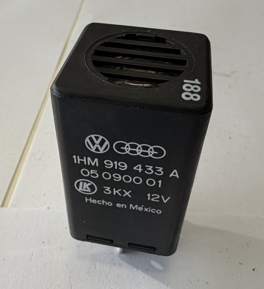 1993-2002 VW Golf Door Chime Seatbelt Warning Relay 1HM 919 433 A, 05090001 by Volkswagen Audi