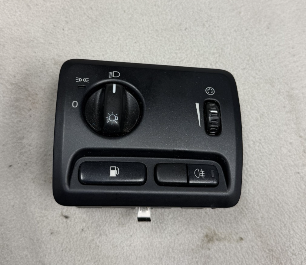 01-09 Volvo V70 Headlight Headlamp Fuel Control Switch 8691752 Black