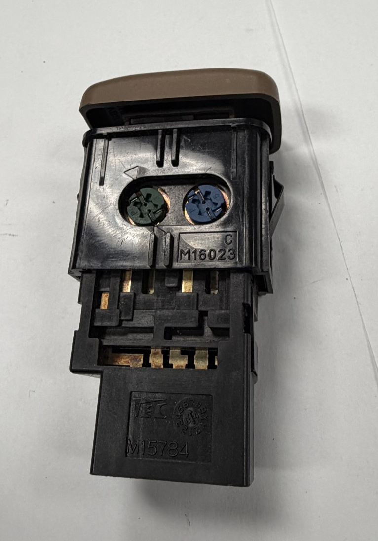 01 02 03 04 05 06 Acura MDX Cruise Dash Control Switch M16023, M15784 Tan