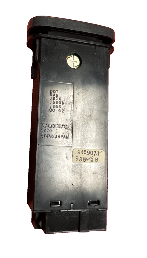 1998 1999 2000 Volvo V70 S70 C70 Hazard Light Flasher Switch OEM 9459071