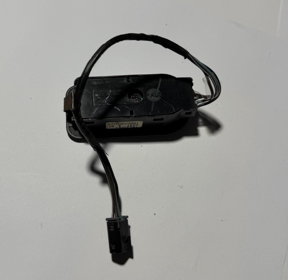 1999-2002 Chevrolet Silverado Right Passenger Heated Seat Switch 15032061