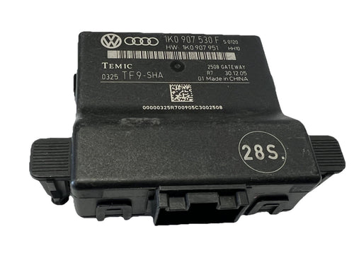06-10 Volkswagen Jetta Golf Rabbit Gateway Data Bus Control Module 1K0 907 530 F