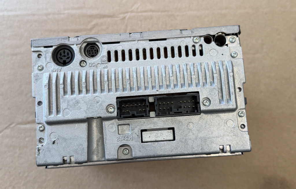 Radio Stereo CD Player 3533771 Black fits 97 98 99 00 01 02 03 04 Volvo 850 S70