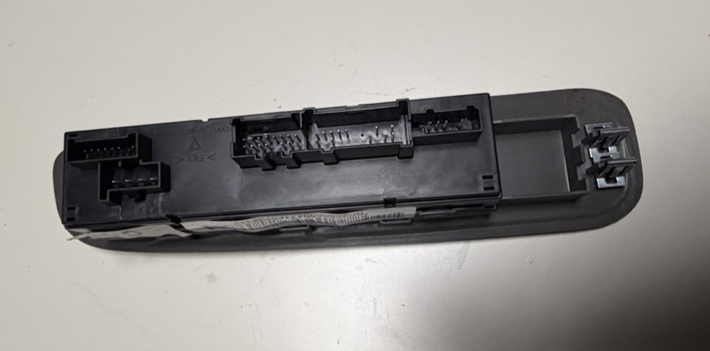 2006-2009 Envoy Rainier Trailblazer Master Power Window Switch 25866994