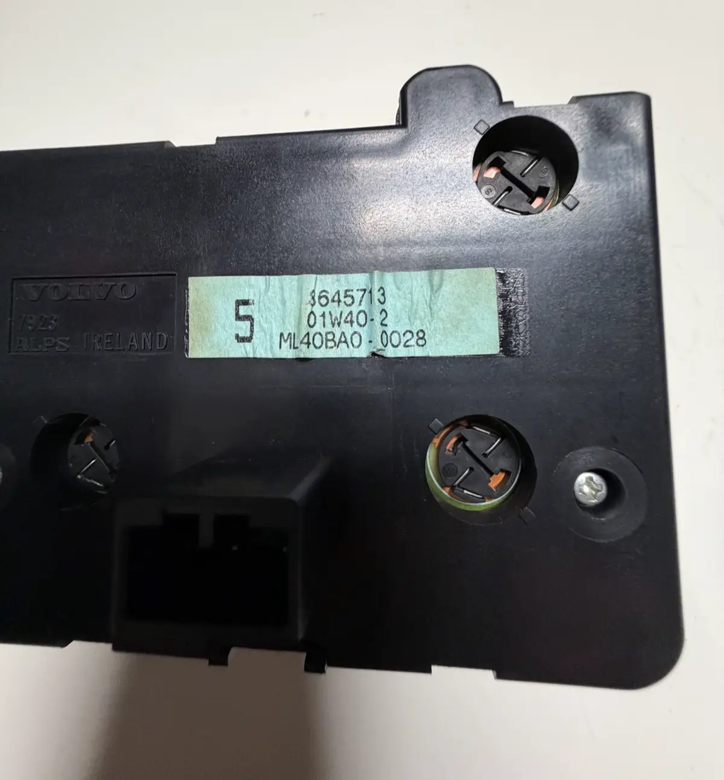 2001-2009 Volvo S60 XC70 V70 Headlight Fog Light Control Switch 8645713, ML40BA0 by Volvo
