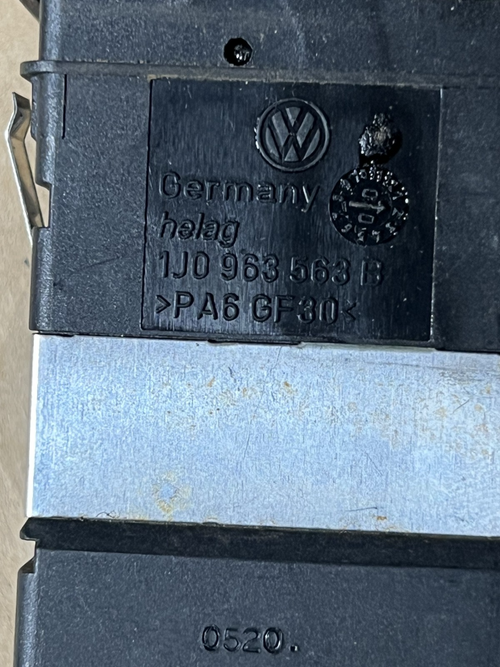 2000-2006 Volkswagen Golf Driver Left Side Seat Heater Switch 1J0 963 563 B