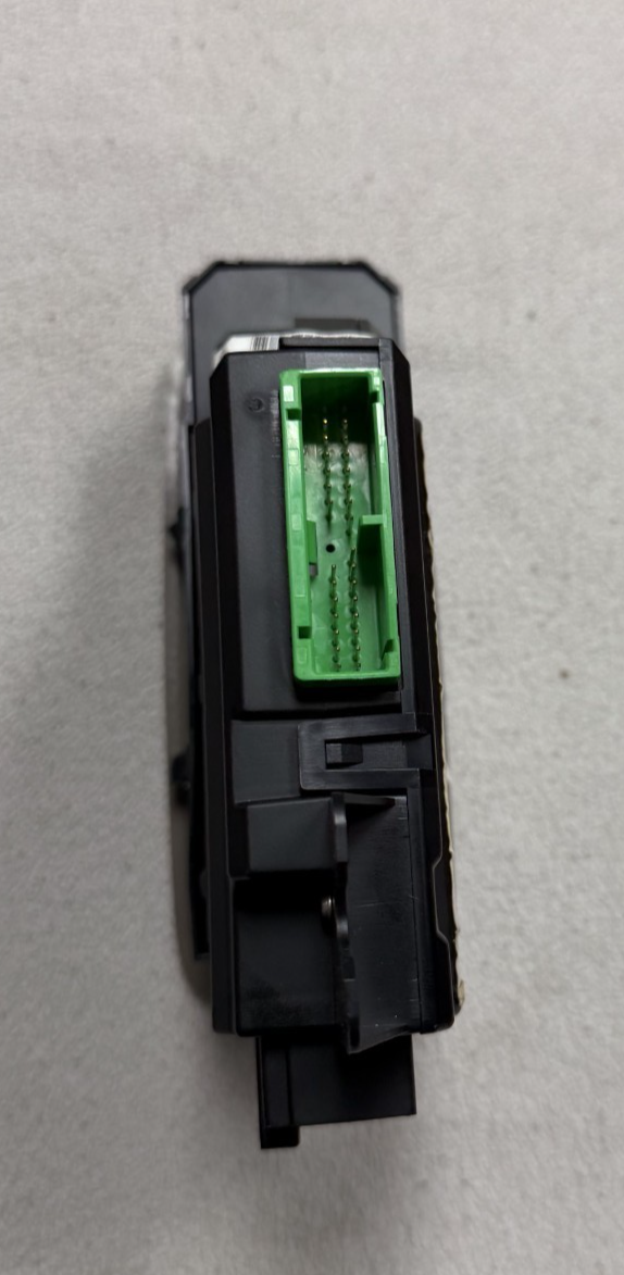 2006 Volvo 80 Series Power Window Master Switch BP2THTVVB1, 1133979 9401804