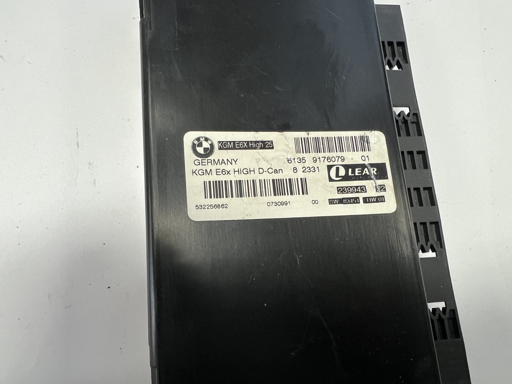2008-2010 BMW 528i 535i 550i M5 E60 Gateway Body Control Module 6135 9176079 01