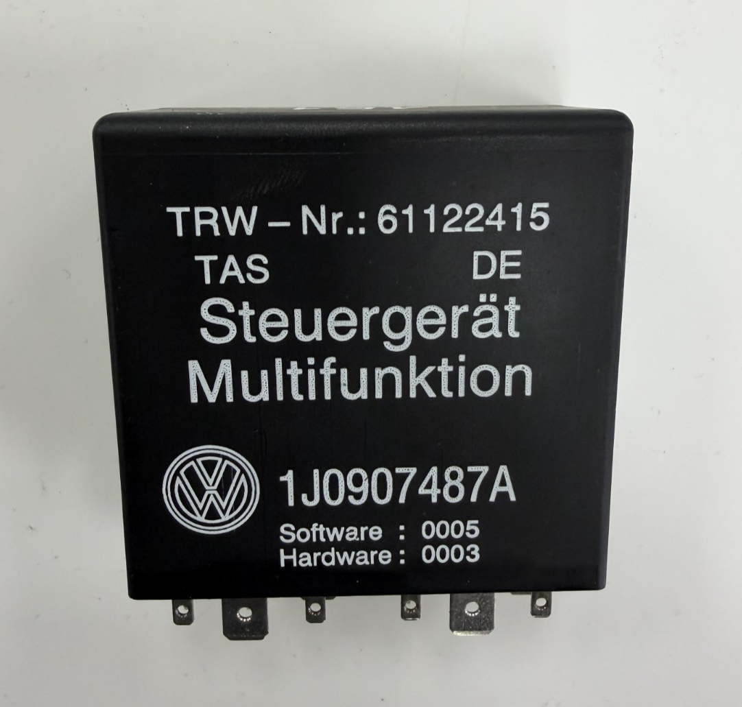 99-05 Volkswagen Passat Multifunction Steering Relay 1J0907487A Black