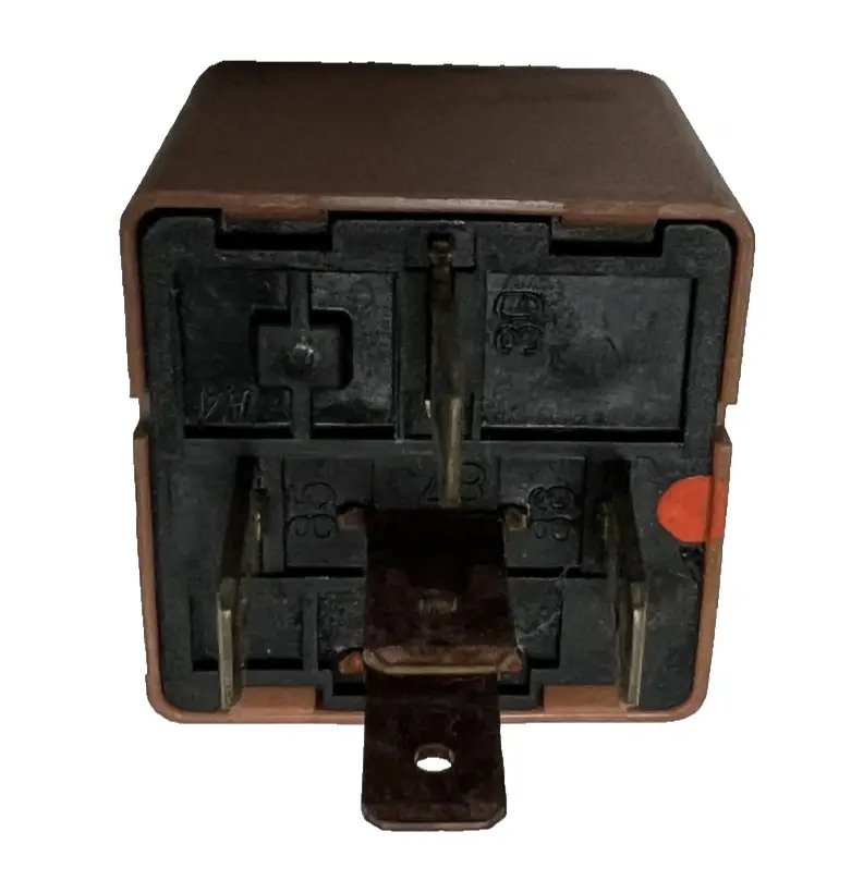 Deco 5 Pin Multifunctional Relay 12V 30A 20A 94580644 Brown by Deco