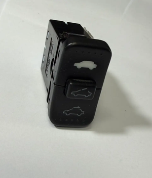 2003-2007 Honda CR-V Sunroof Moonroof Switch Button OEM M19833