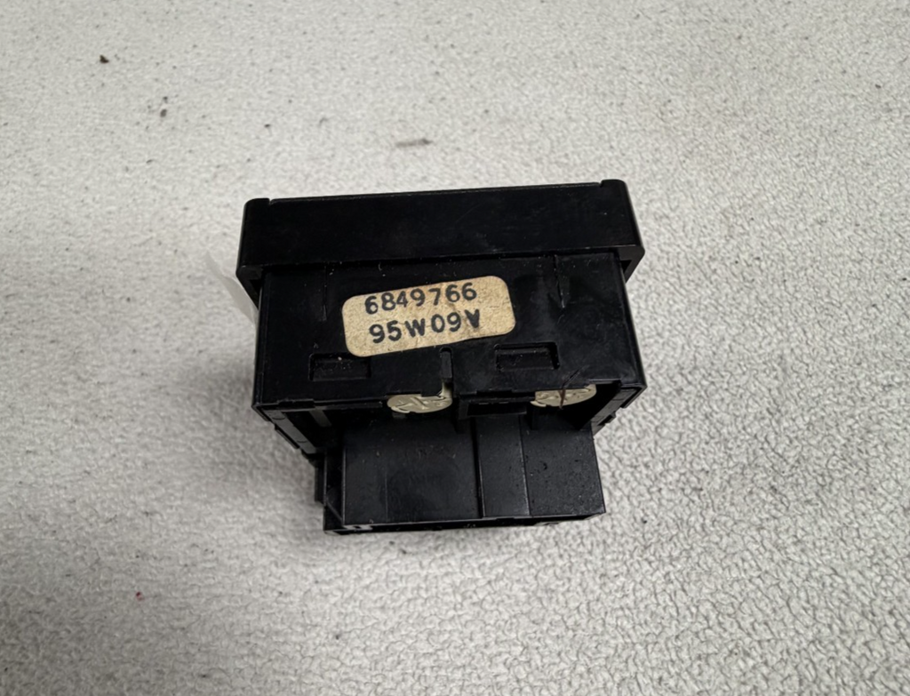 Headlight Headlamp Control Switch 6849766 Black fits 1994-1998 Volvo 850 960