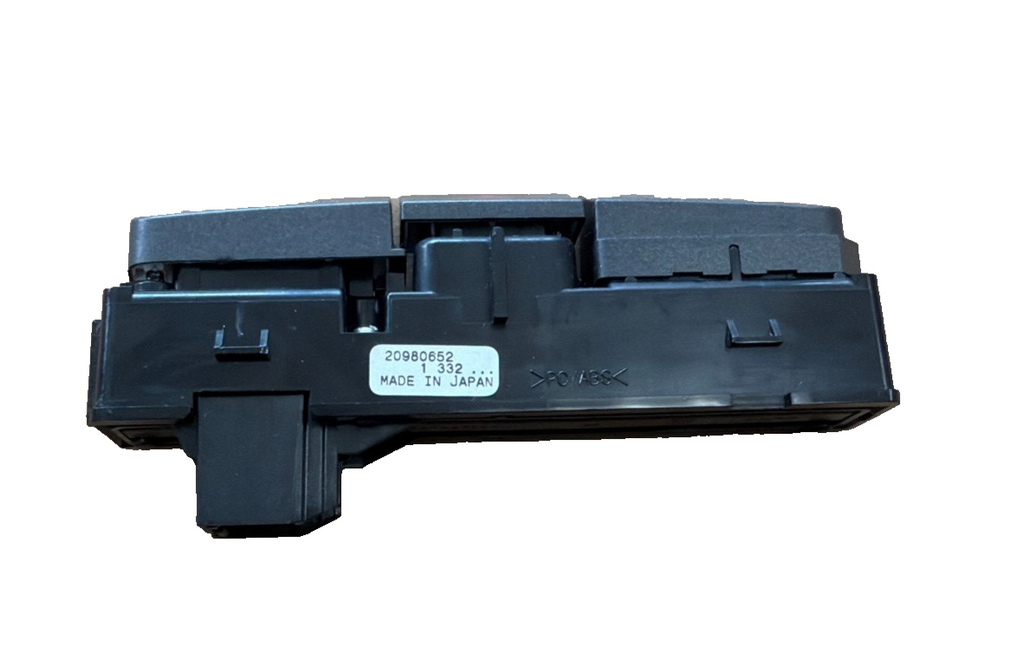 10-13 Buick Lacrosse Front Center Console Hazard Light Control Switch 20980652