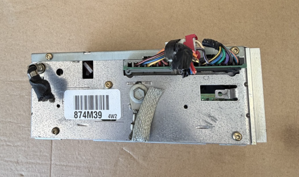 1994-2001 Dodge Ram 1500 AM FM Stereo Cassette Radio Player 56038933AB