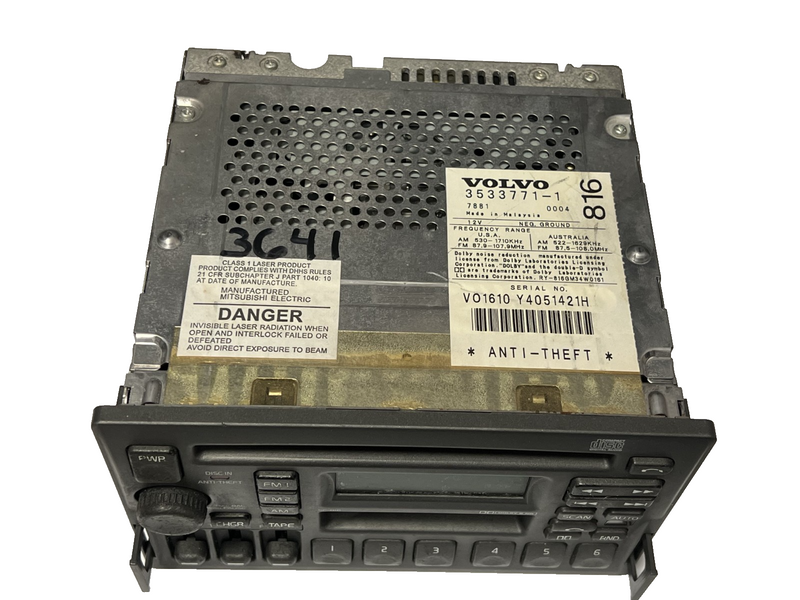 1997 1998 1999 2000 Volvo V70 AM FM CD Player Radio Receiver OEM 3533771