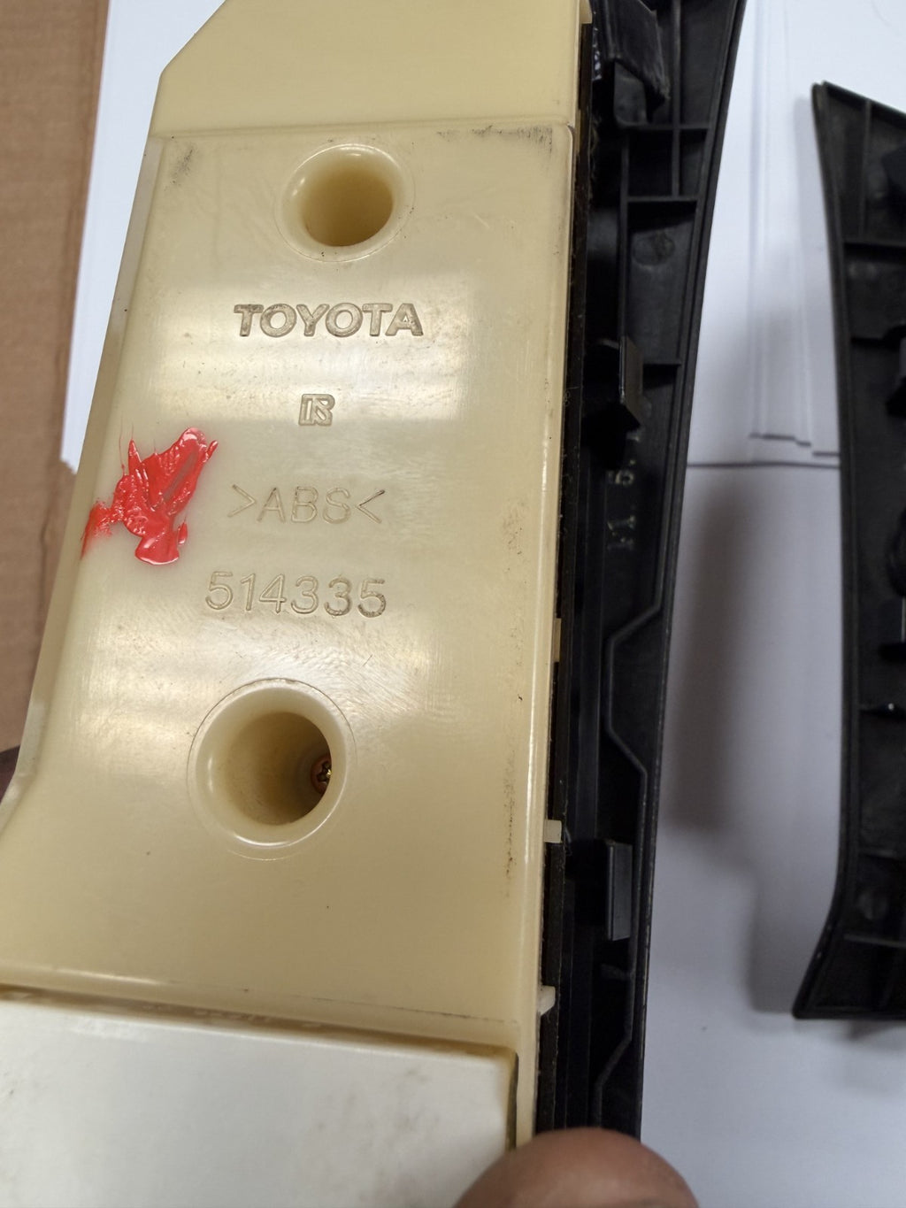 1999-2003 Lexus RX300 Right Left Window Switch 514336, 514335 Woodgrain