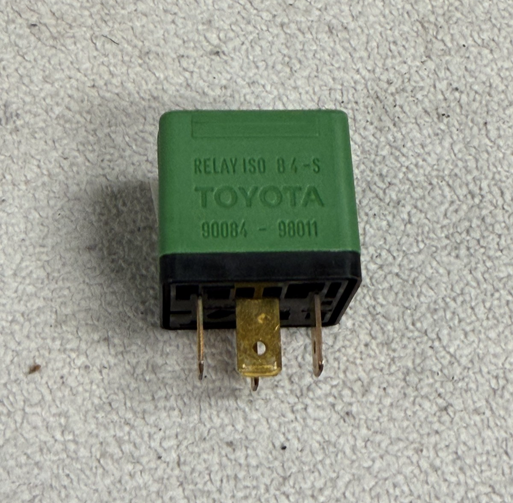 1995-1999 Toyota Avalon Cooling Fan Relay 12V 20A 90084-98011, 0 332 104 001