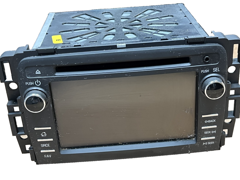2013 2014 GMC Acadia AM FM Radio Receiver with Display OEM 23441390, 28422052