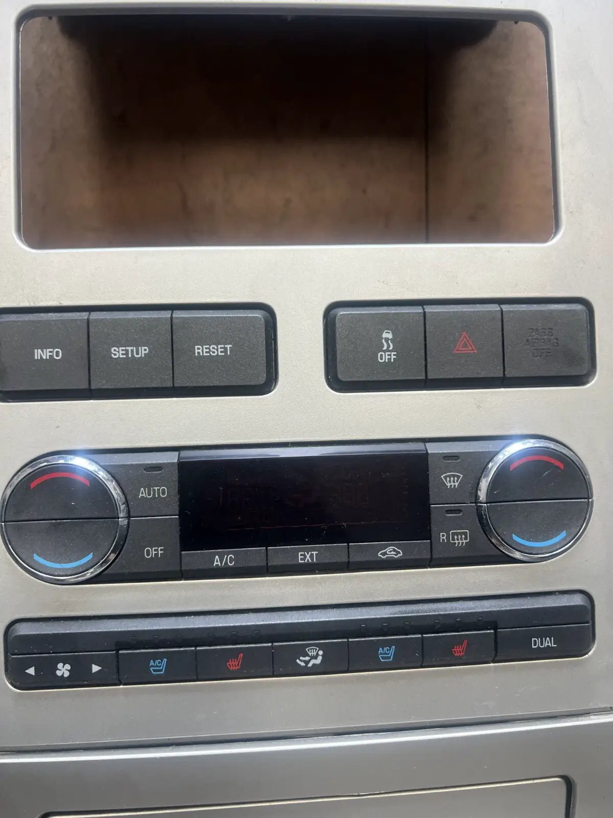 2008-2010 Lincoln MKX Temperature Climate Control Radio Bezel 9A13 18C612 AA by Fomoco