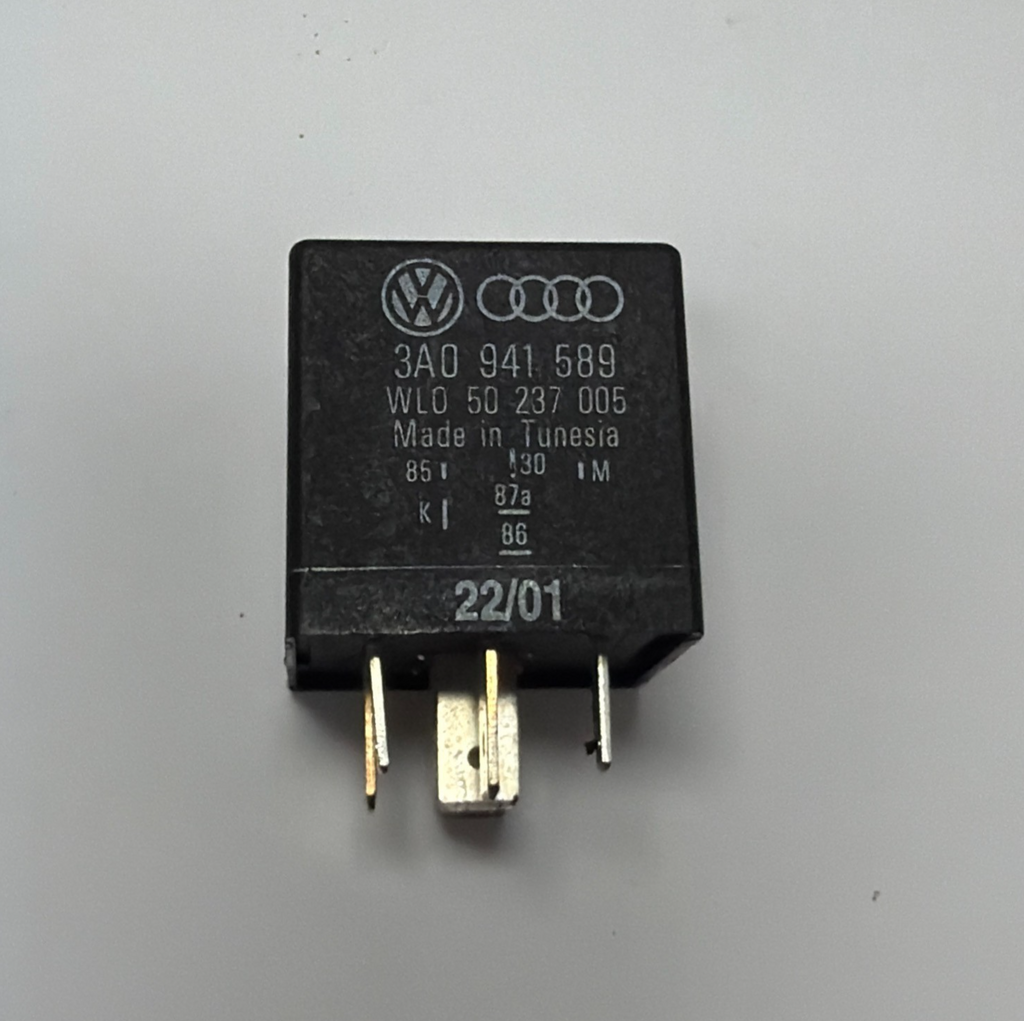 Daytime Running Light Relay 3A0 941 589 fits 1999-2002 Volkswagen Cabrio