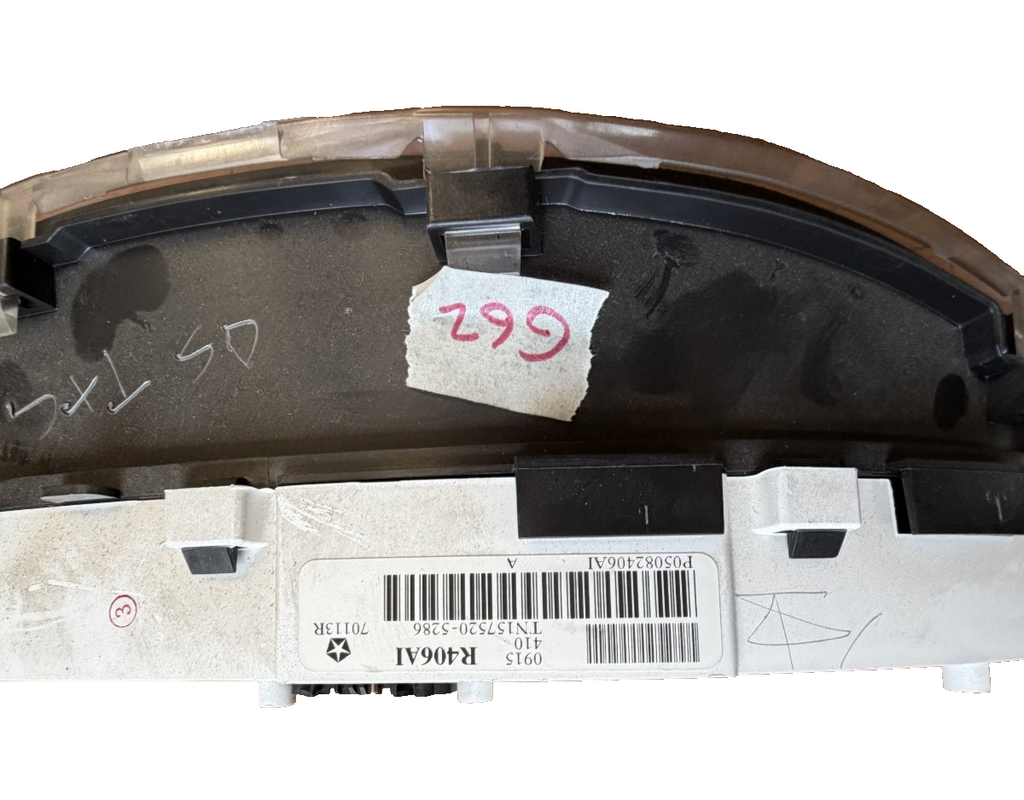 05 2005 Chrysler Town & Country Speedometer Instrument Cluster P05082406AI