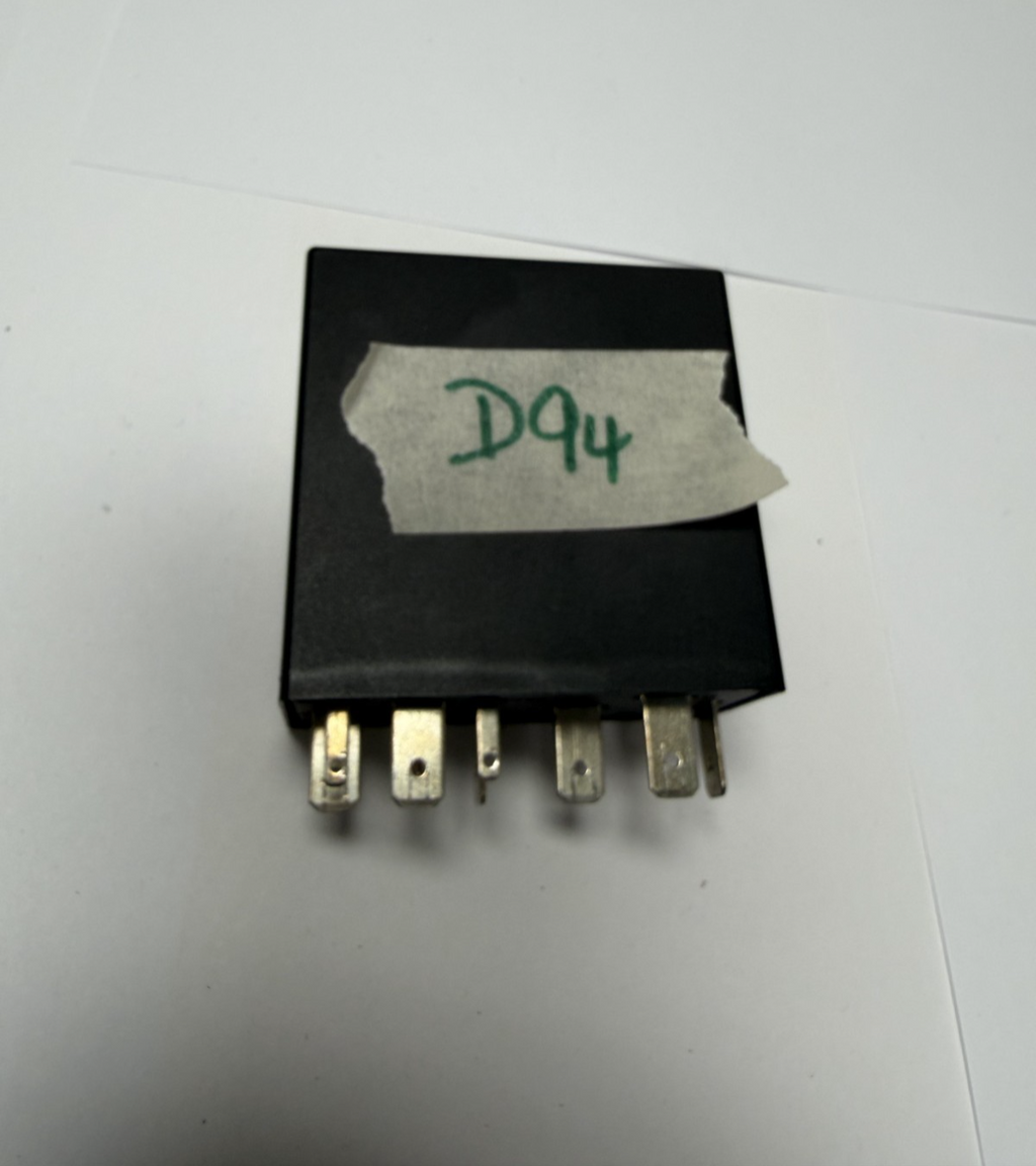1997-2003 Volkswagen MK4 Golf Relay 12V 4B0 955 531 A, A210501 Black