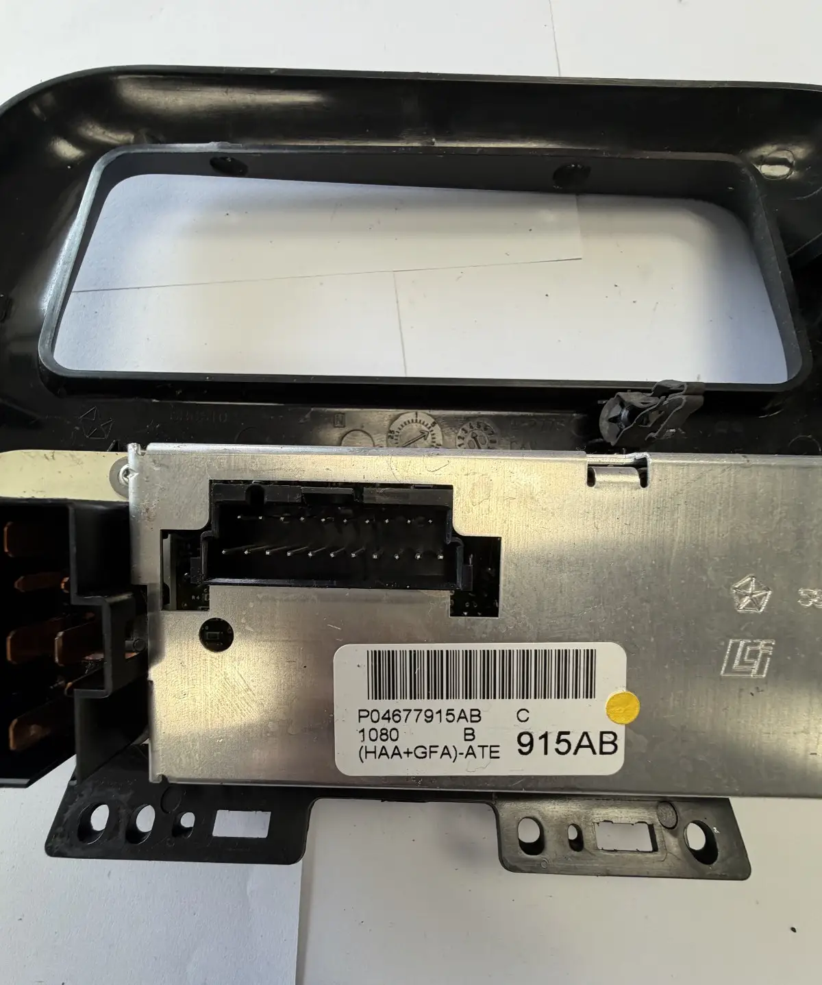 99-00 Dodge Grand Caravan Climate Temperature Control Bezel Trim 04677915AB by Chrysler
