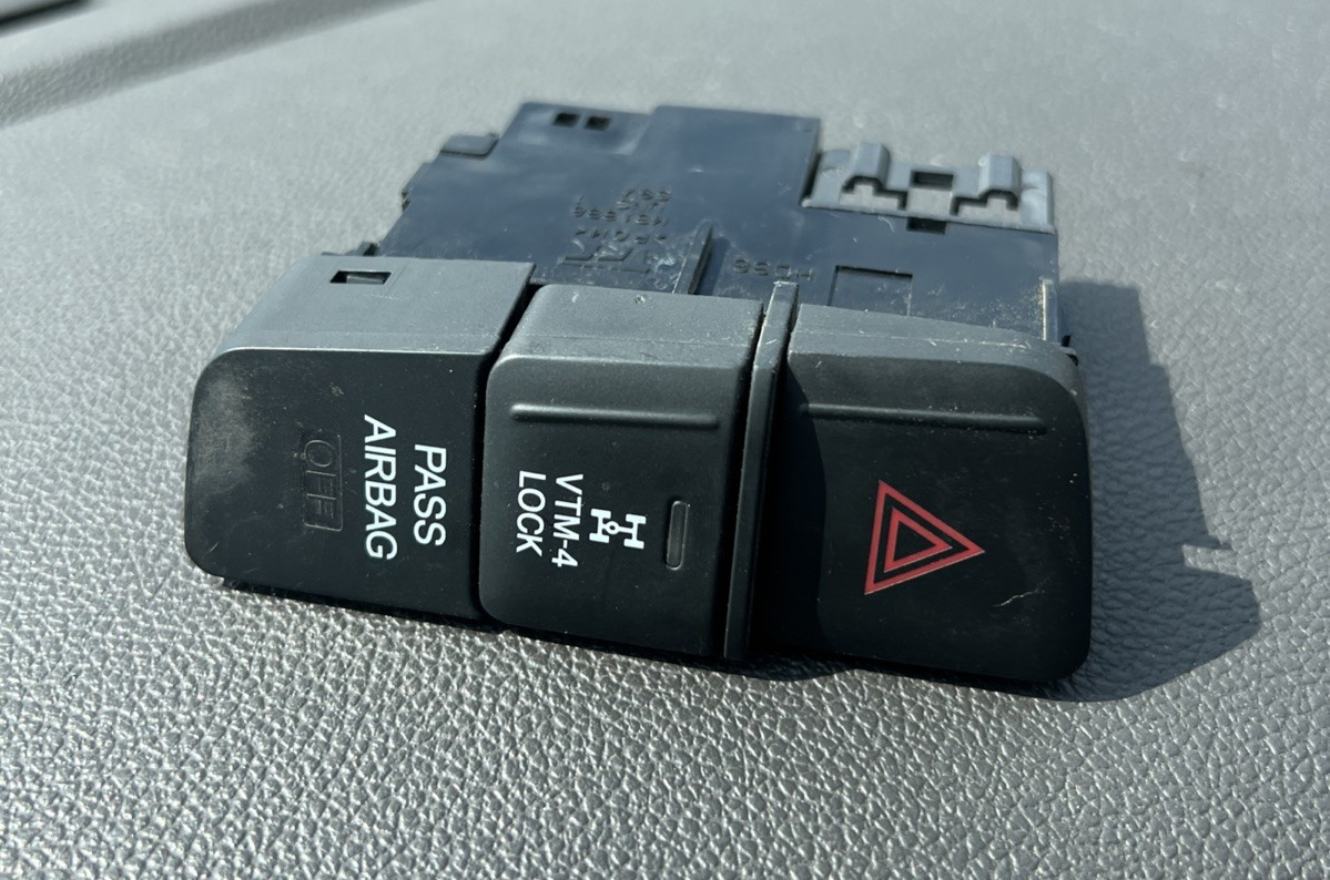 2006 2007 2008 Honda Pilot Hazard Light VTM-4 Wheel Lock Switch Button OEM