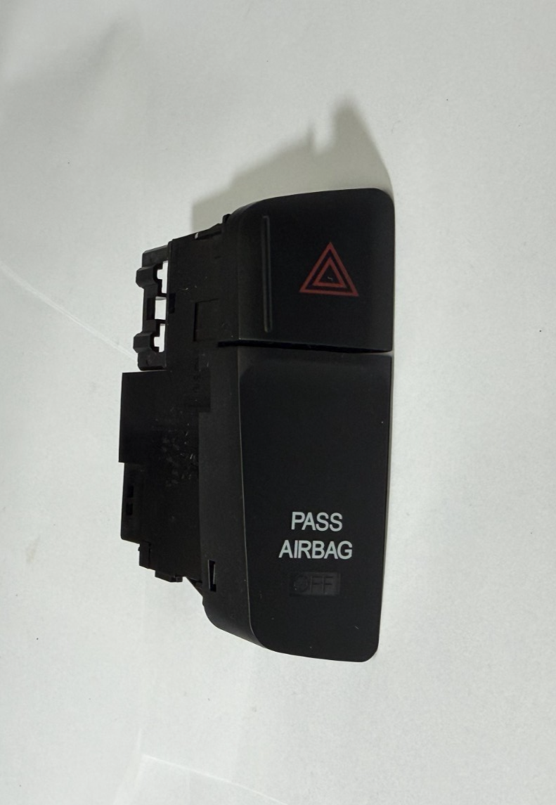 06 07 08 Honda Pilot Emergency Hazard Switch Button M19155 HZS S3N, M31338