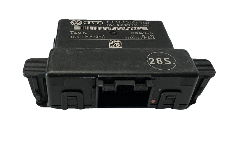 06-10 Volkswagen Jetta Golf Rabbit Gateway Data Bus Control Module 1K0 907 530 F
