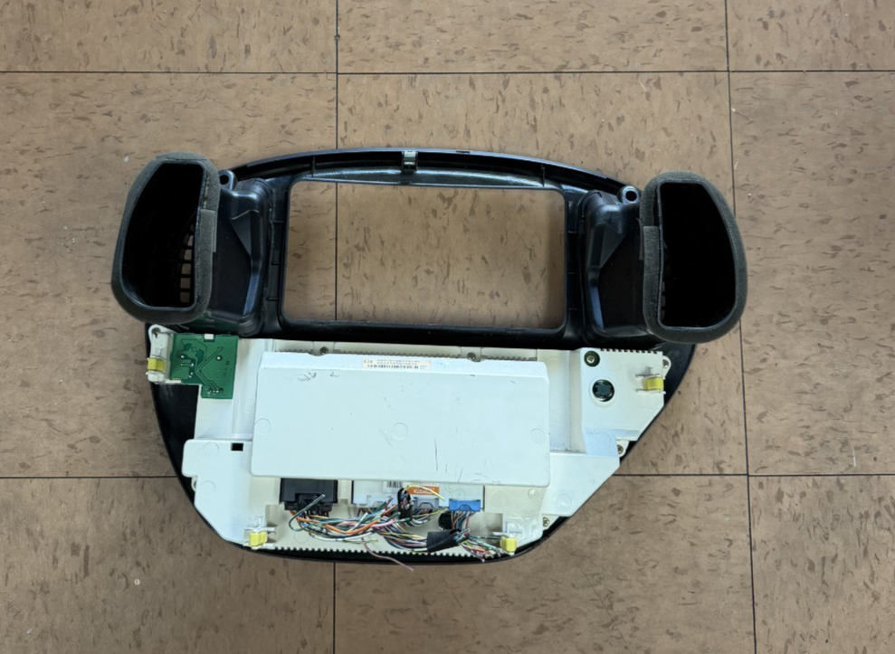 2001–2005 Toyota Sequoia AC Heater Temperature Climate Control 84010-0C172-B0