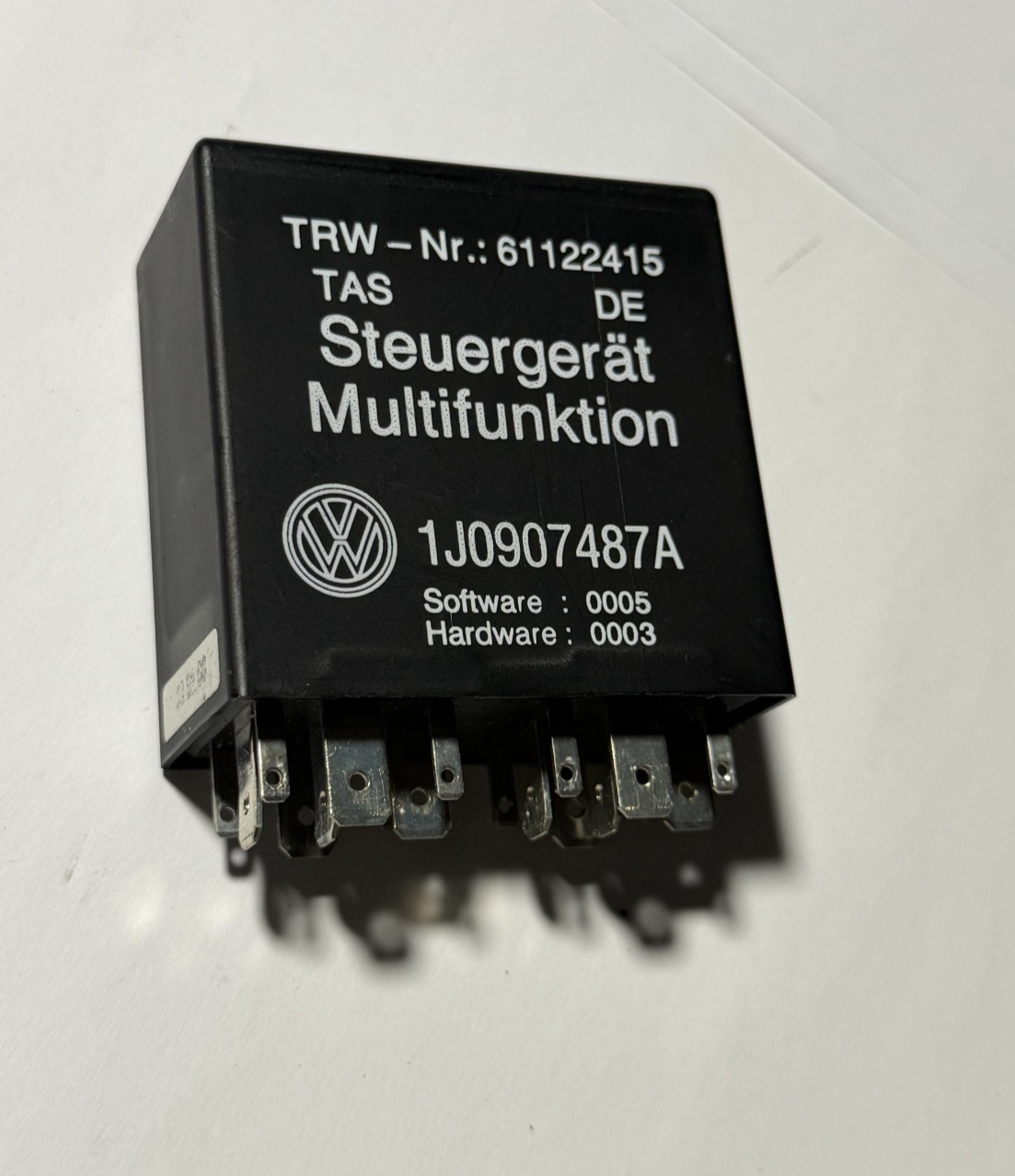 99 00 01 02 03 04 05 Volkswagen Passat Multifunction Steering Relay 1J0907487A