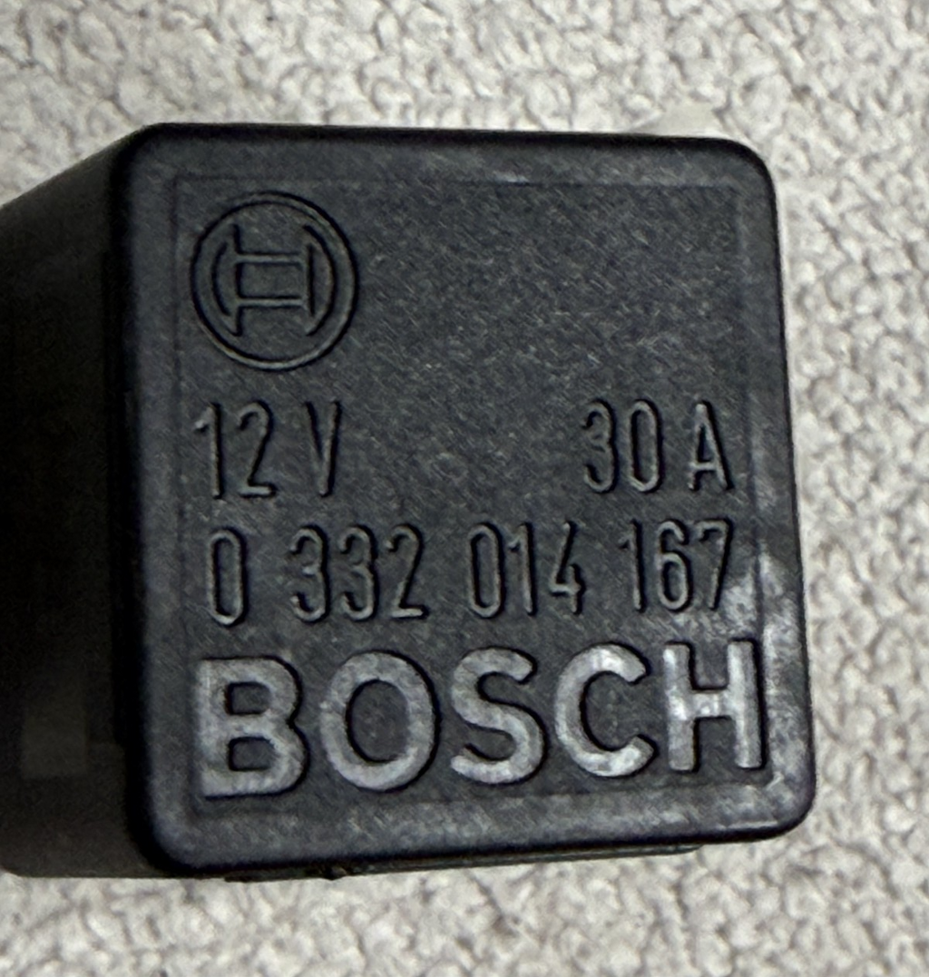 1995-1999 Toyota Avalon Circuit Opening Relay 12V 0 332 014 167, 90084 98009