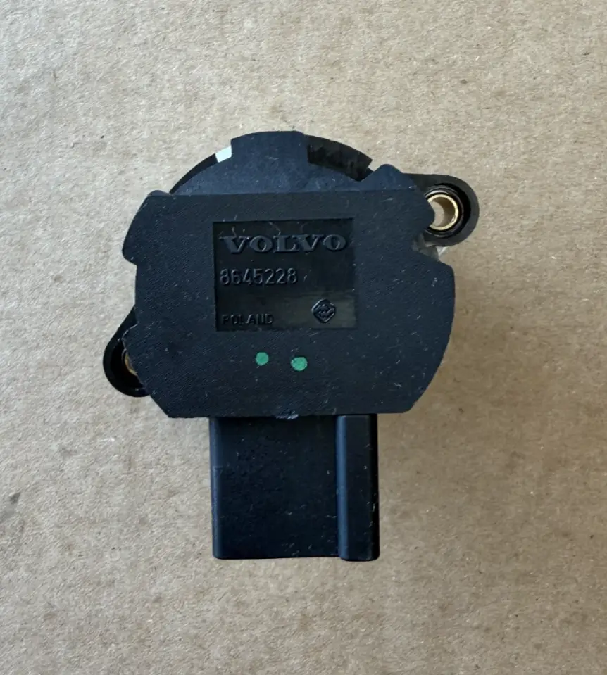 Ignition Starter Switch Plug 8645228 Black fits 00-12 Volvo S60 S80 by Volvo