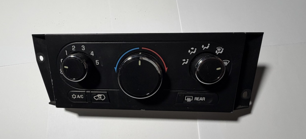 2002-2007 Buick Rendezvous AC Heater Climate Temperature Control 15817911