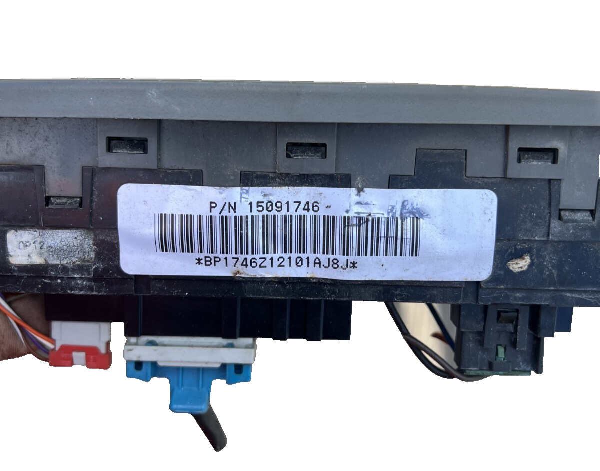 2002-2005 GMC Envoy Master Window Door Heated Seat Switch Front Left 15091746