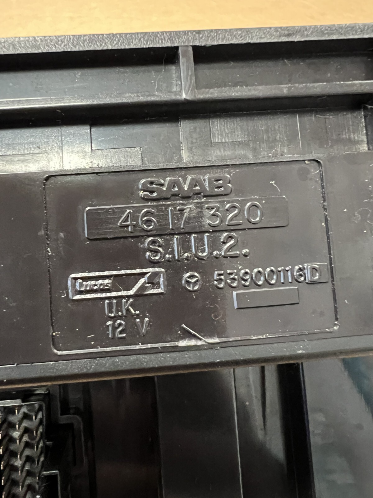 1994-1998 Saab 900 SIU2 Information Display Clock OEM 53900116D, 46 17 320