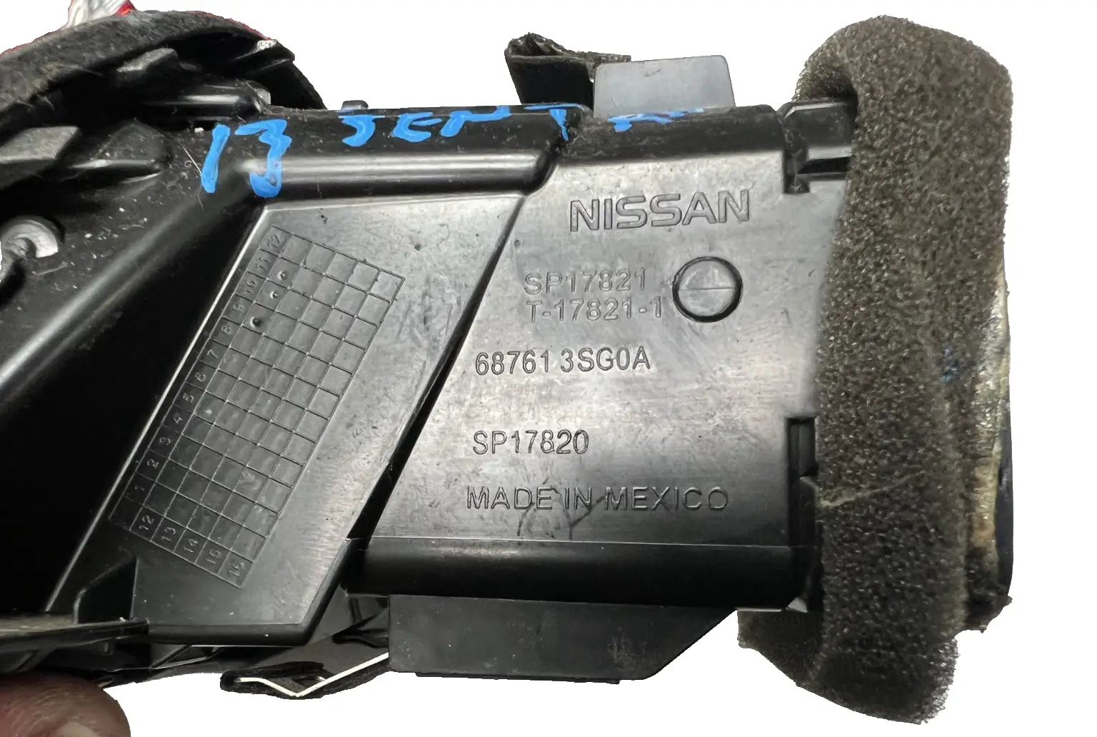 2013-2019 Nissan Sentra Dash Outer Left Driver Side Air Vent Grill 68761 3SG0A by Nissan