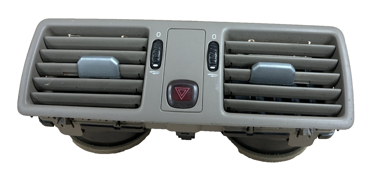 2003 2004 2005 2006 Volvo XC90 Dash Center Air Vent Grill Trim w Hazard Switch